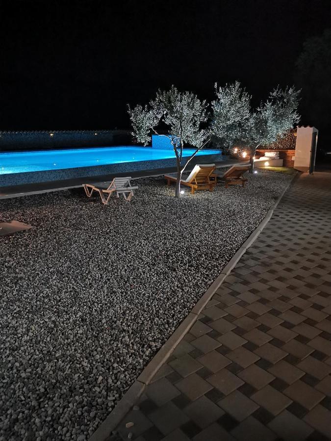 Jacuzi Cottage In The Olive Grove Pula Luaran gambar